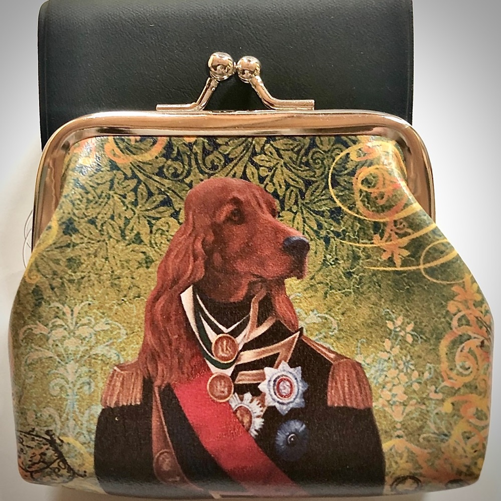 👑 Regal Pooch Pouches